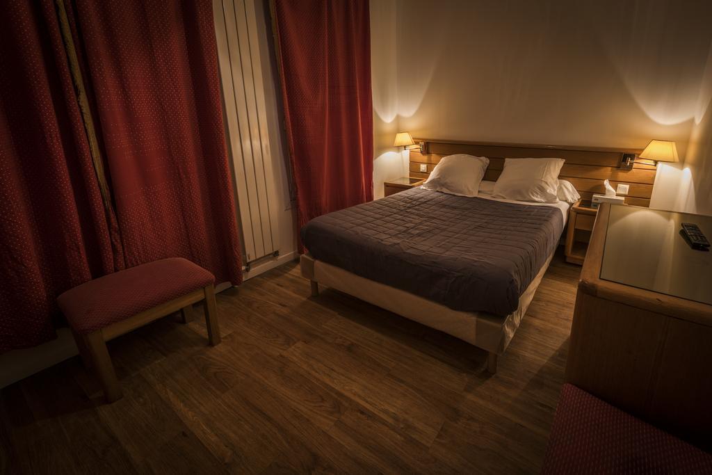 Central Hotel パリ エクステリア 写真