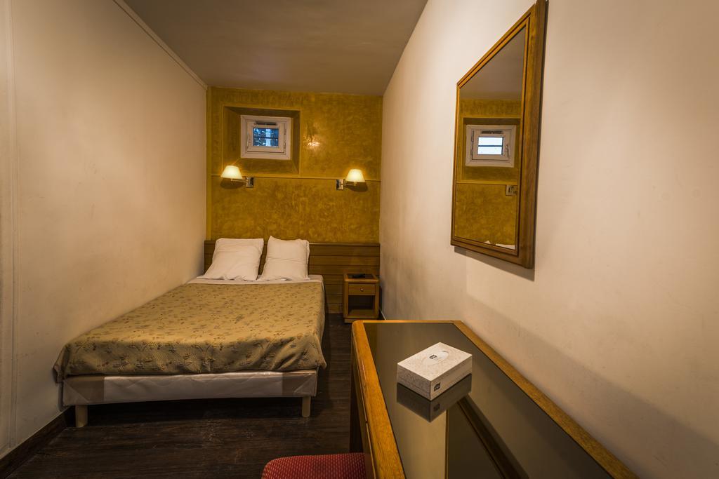 Central Hotel パリ エクステリア 写真