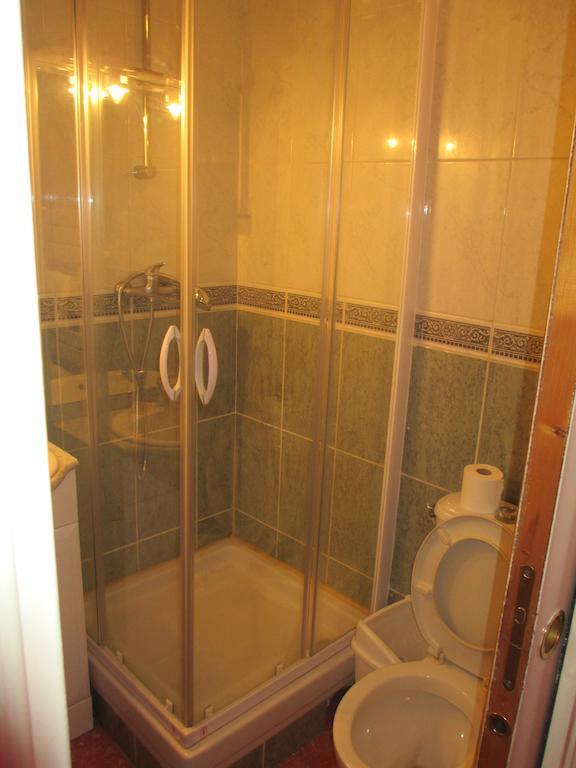 Central Hotel パリ 部屋 写真